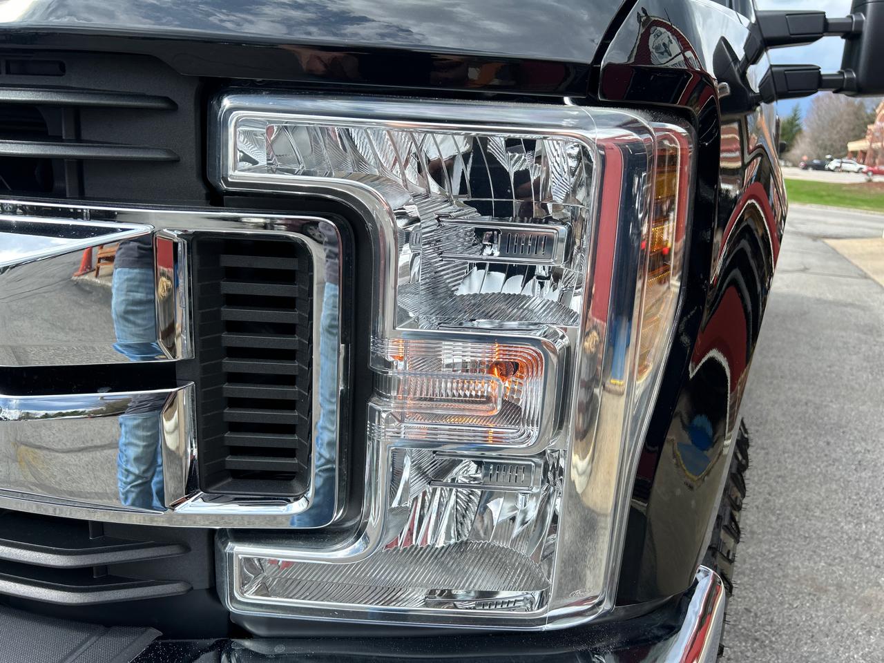 Ford Super Duty F-250 SRW XLT 4WD Crew Cab 6.75' Box 2019