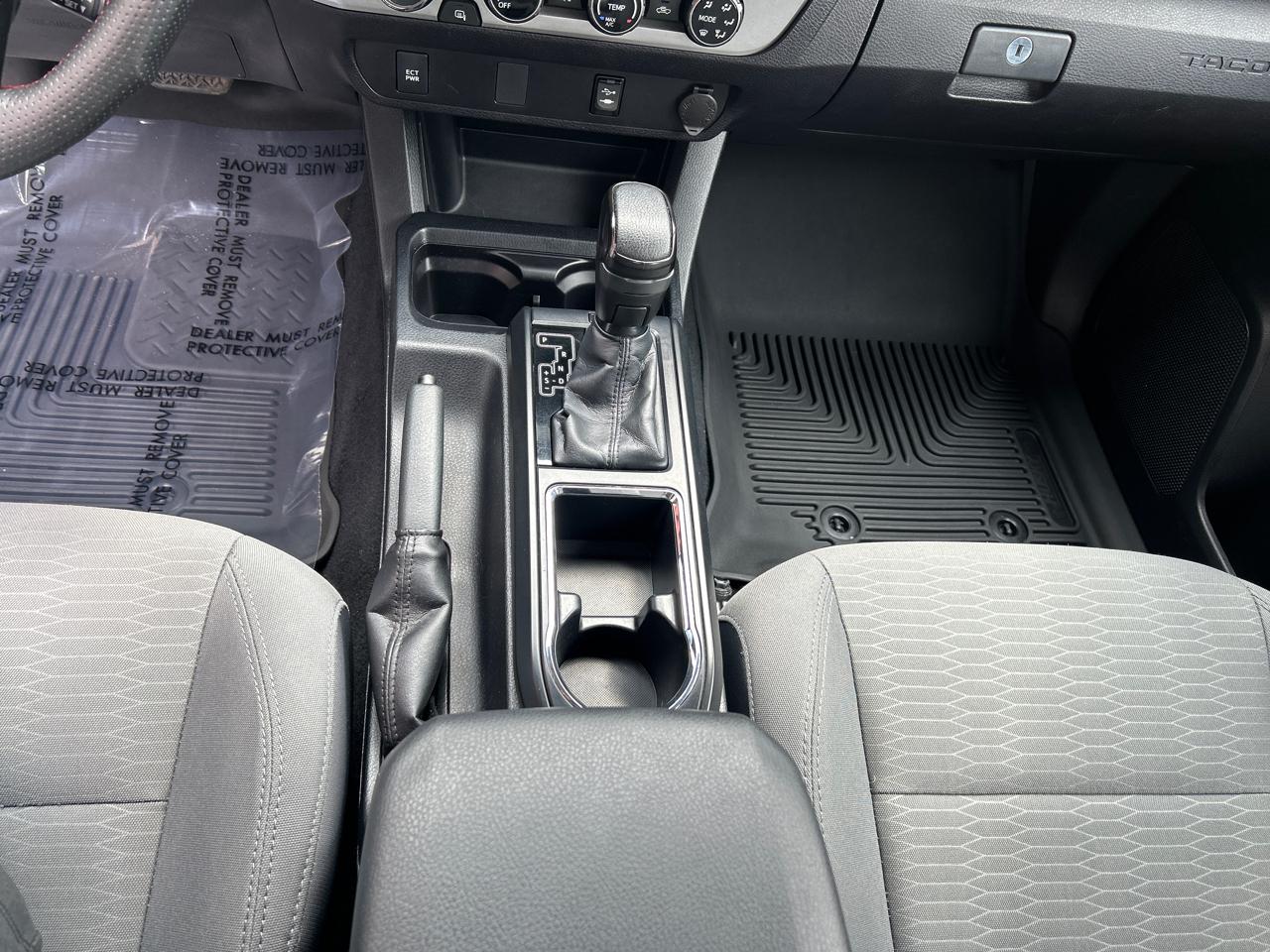 Toyota Tacoma 4WD Access Cab I4 AT SR (Natl) 2018