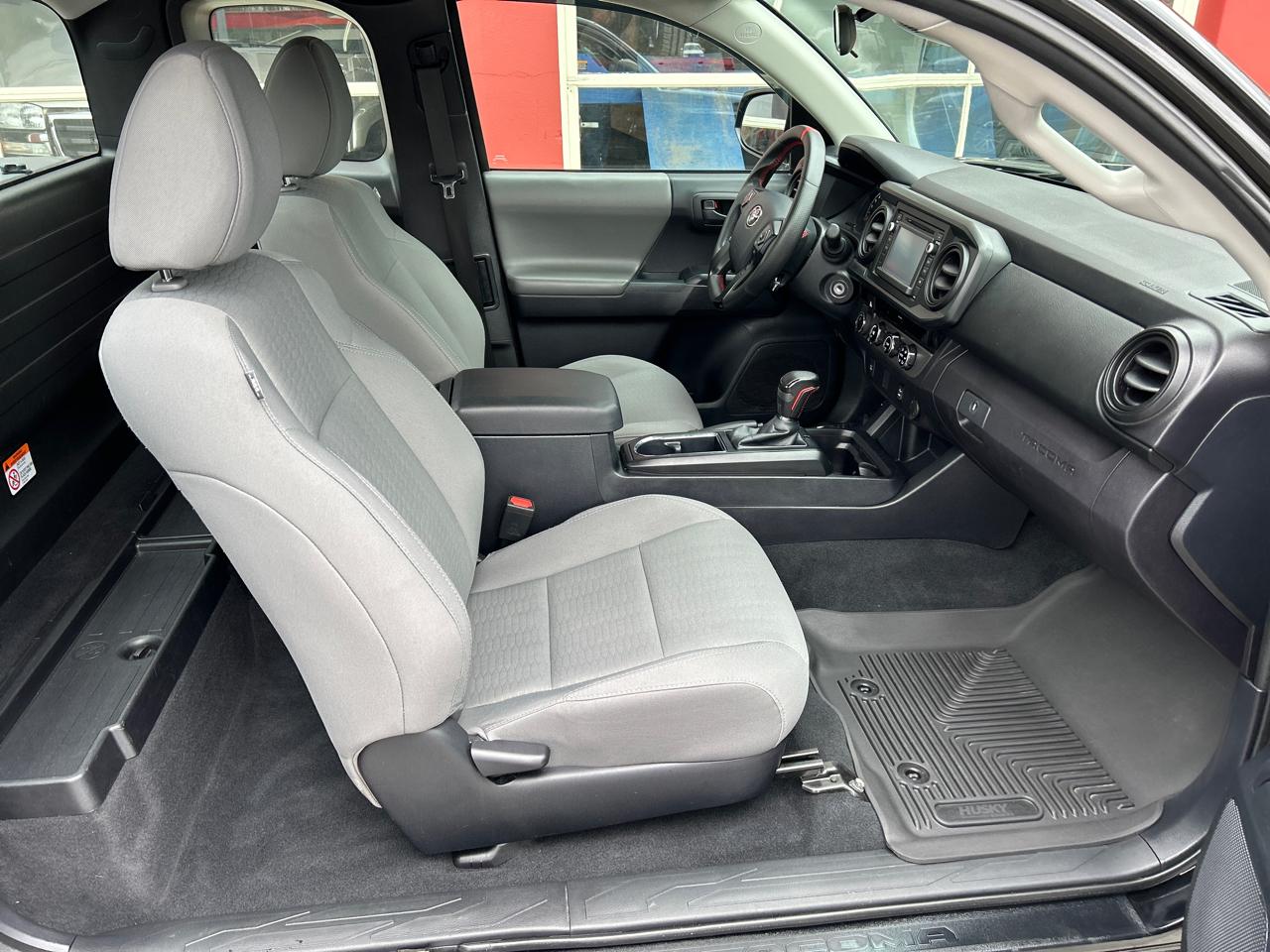 Toyota Tacoma 4WD Access Cab I4 AT SR (Natl) 2018