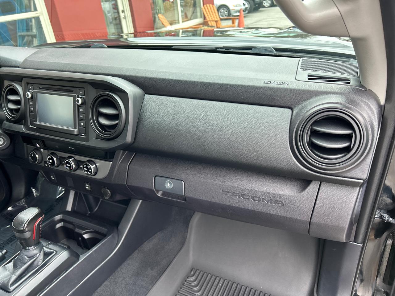 Toyota Tacoma 4WD Access Cab I4 AT SR (Natl) 2018