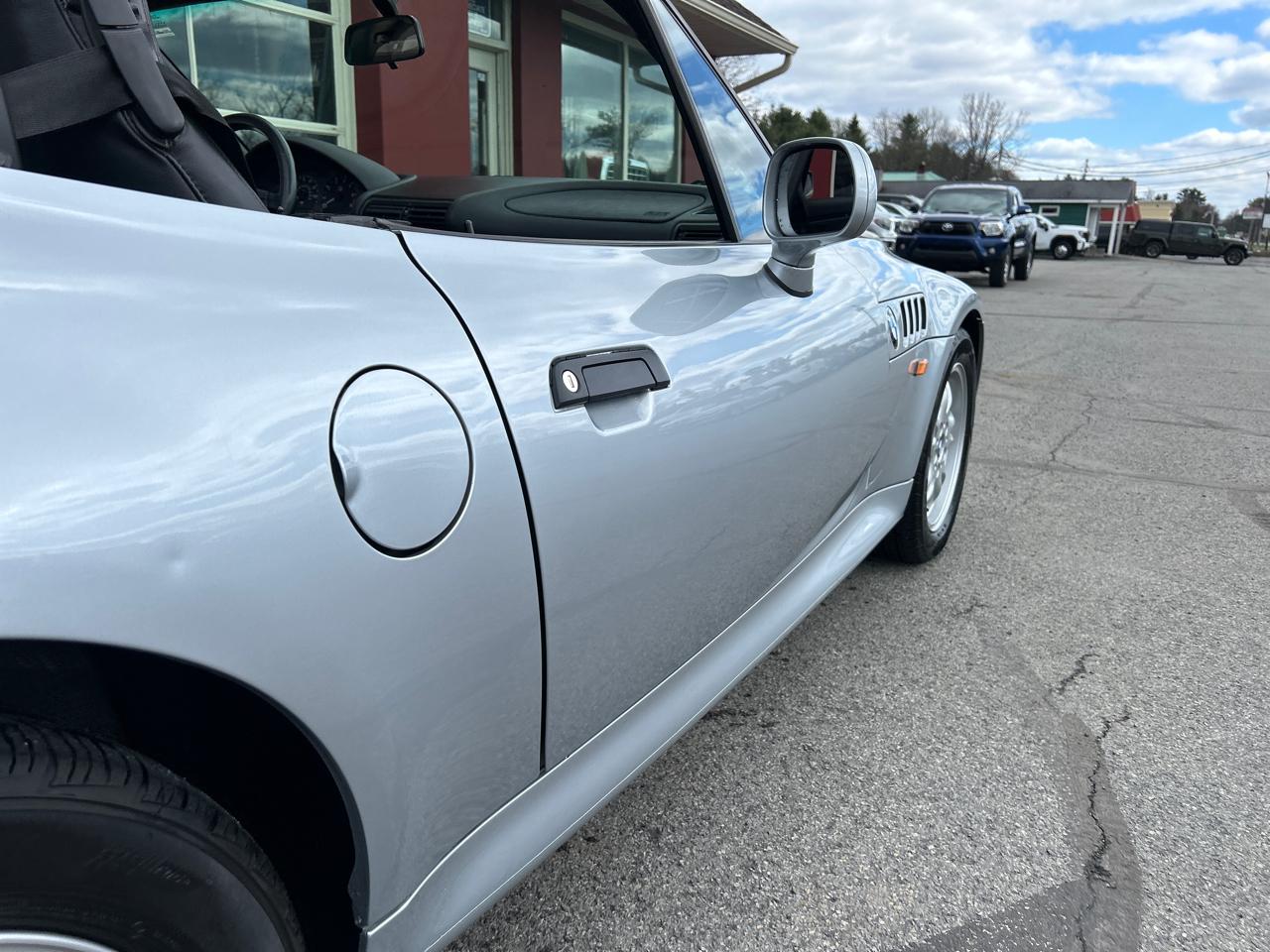 BMW 3 Series Z3 2dr Roadster 1.9L 1997