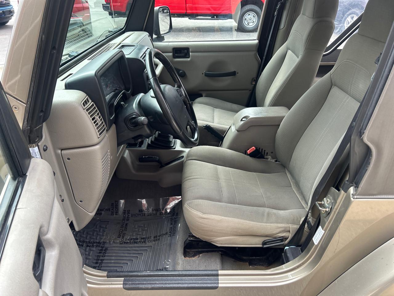 Jeep Wrangler 2dr Sahara 2003