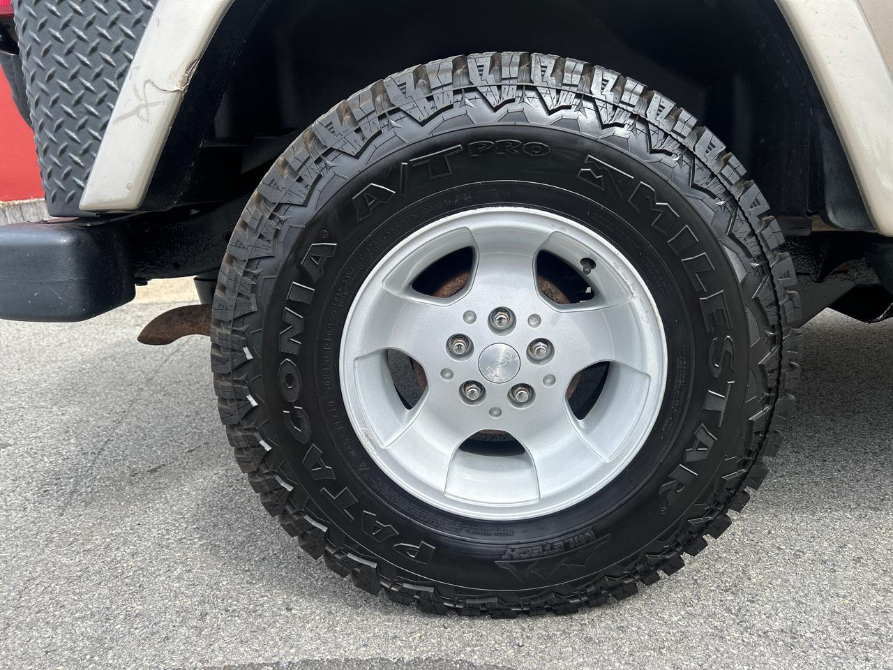 Jeep Wrangler 2dr Sahara 2003