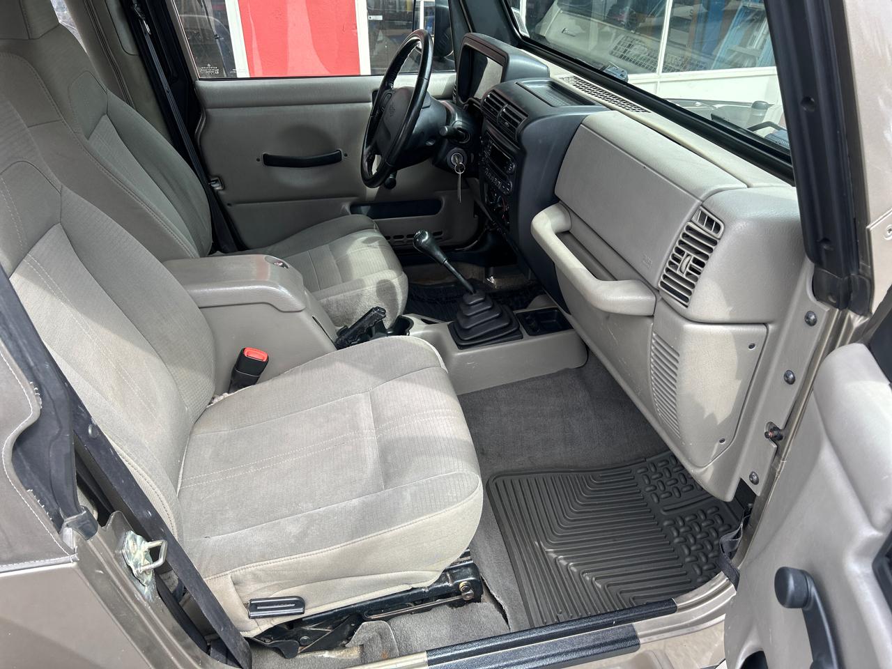 Jeep Wrangler 2dr Sahara 2003