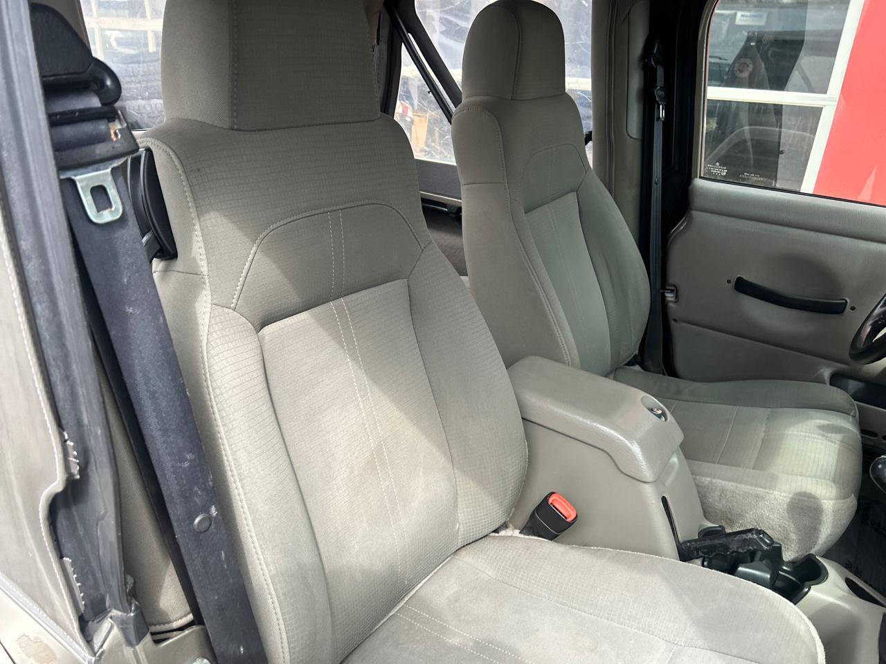 Jeep Wrangler 2dr Sahara 2003