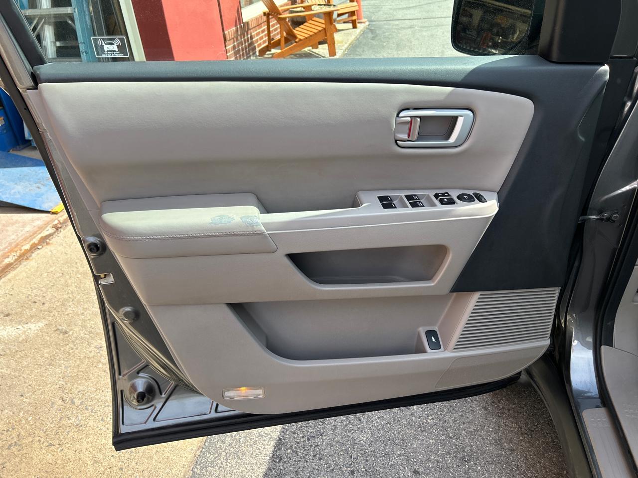 Honda Pilot 4WD 4dr EX-L 2011