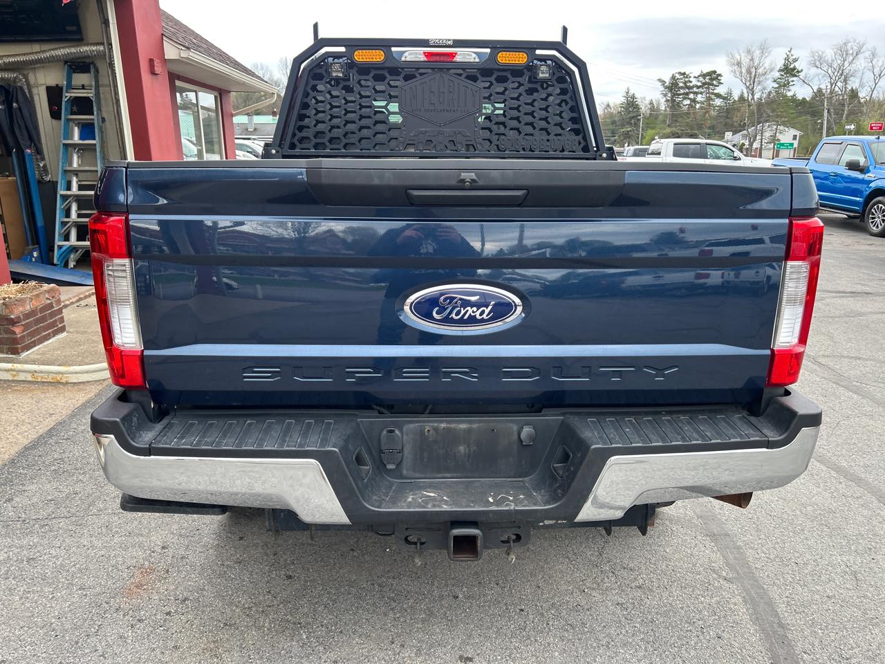 Ford Super Duty F-350 SRW Crew Cab 172" XLT 4WD 2019