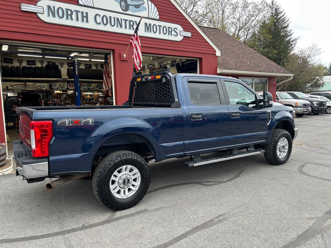 Ford Super Duty F-350 SRW Crew Cab 172" XLT 4WD 2019