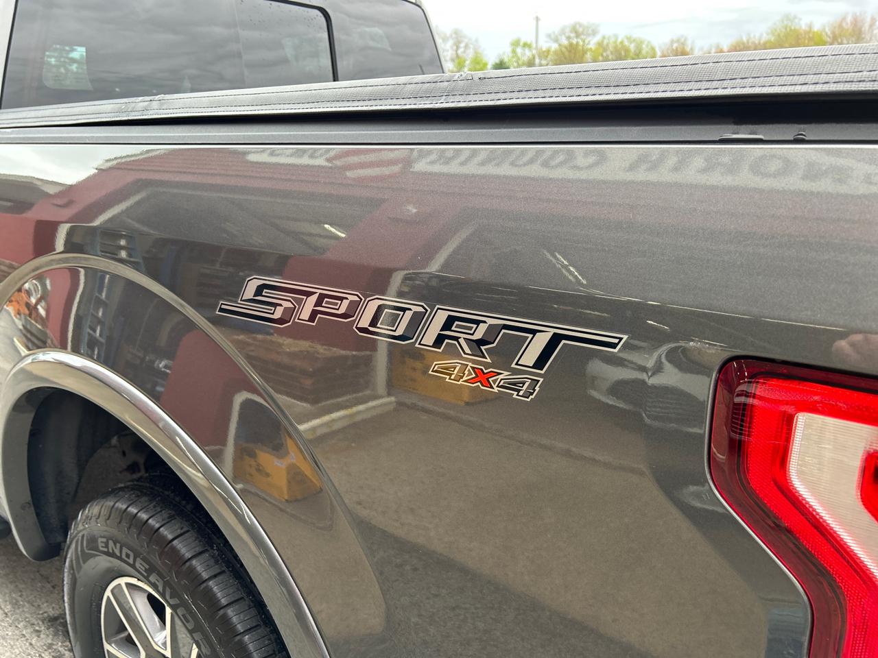 Ford F-150 4WD SuperCrew 139" XLT 2017