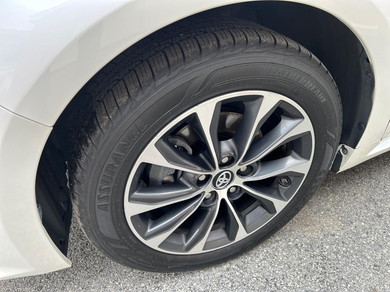 Toyota Avalon XLE Premium (Natl) 2017