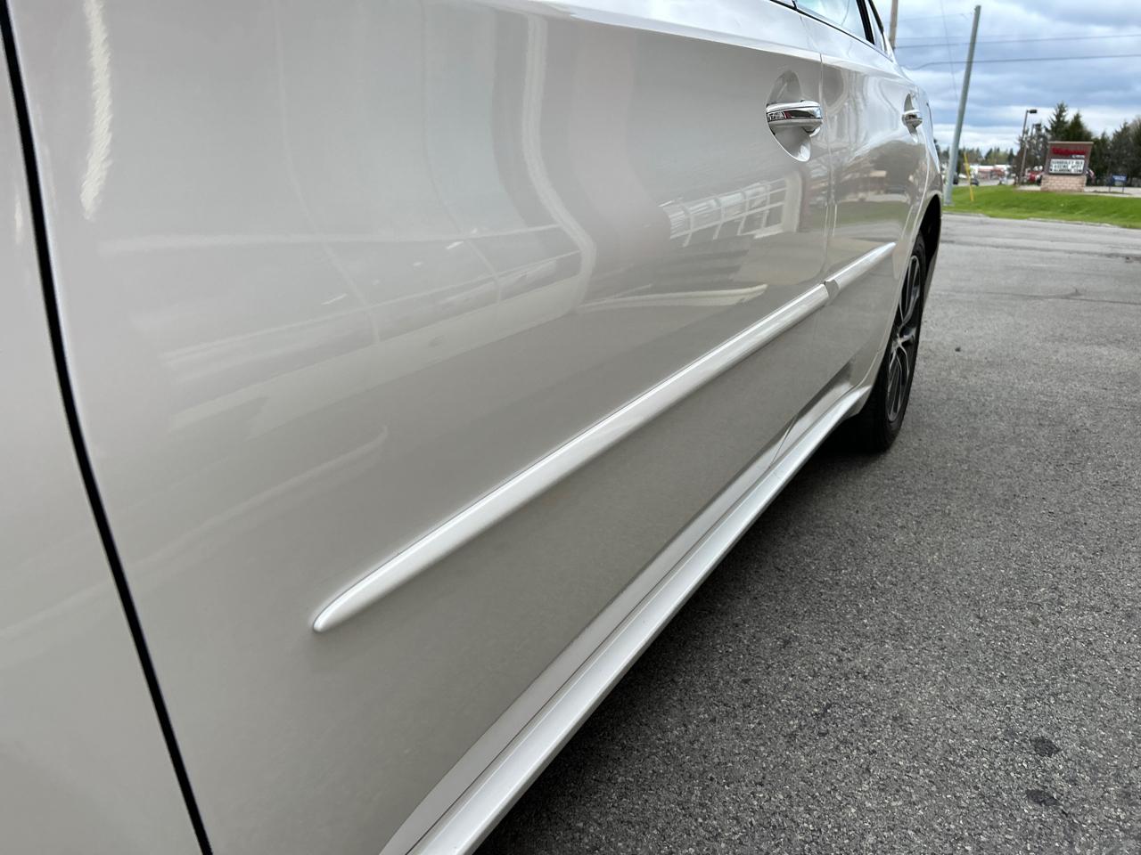 Toyota Avalon XLE Premium (Natl) 2017