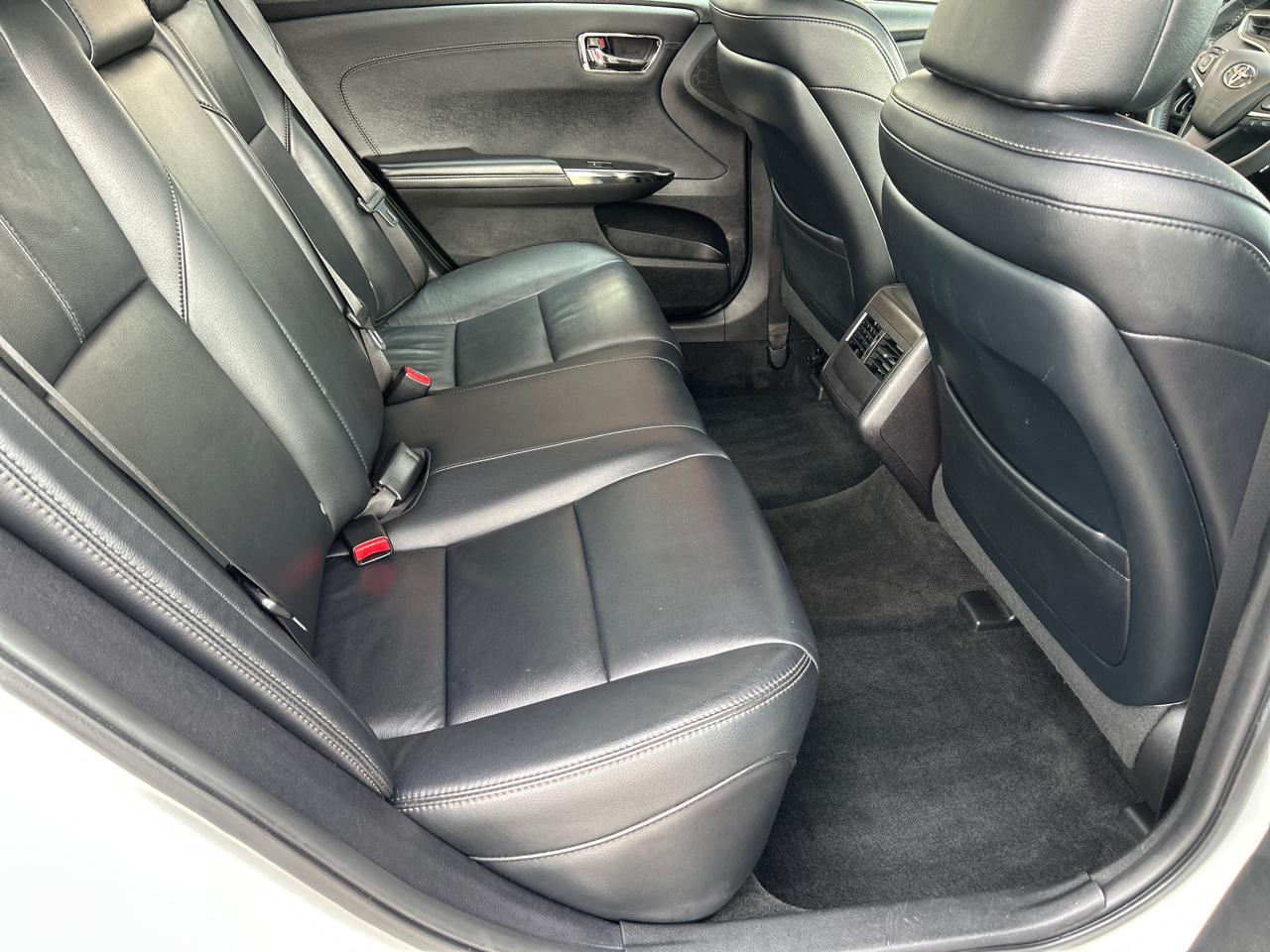 Toyota Avalon XLE Premium (Natl) 2017