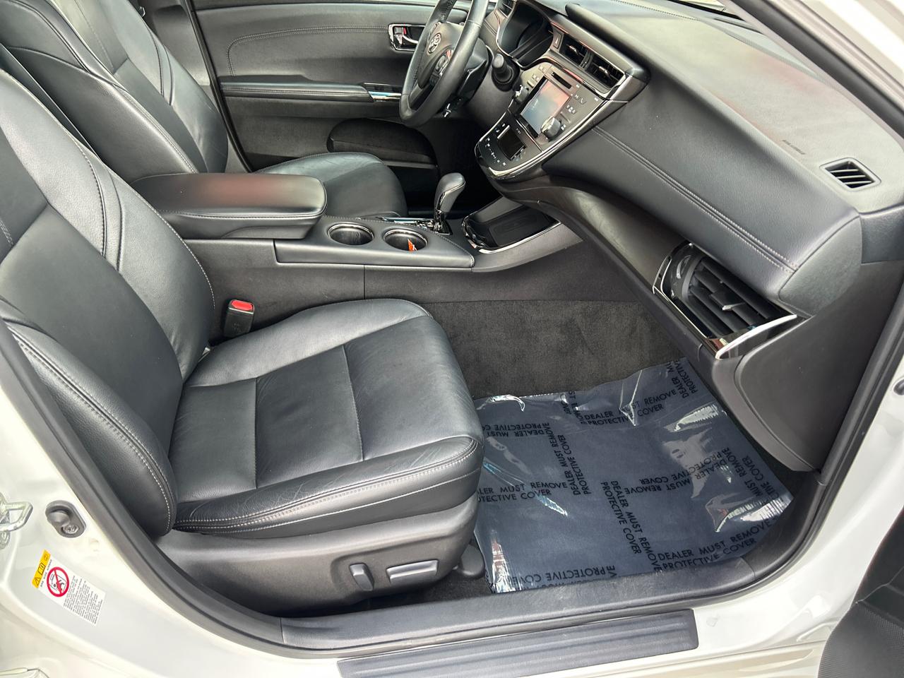 Toyota Avalon XLE Premium (Natl) 2017