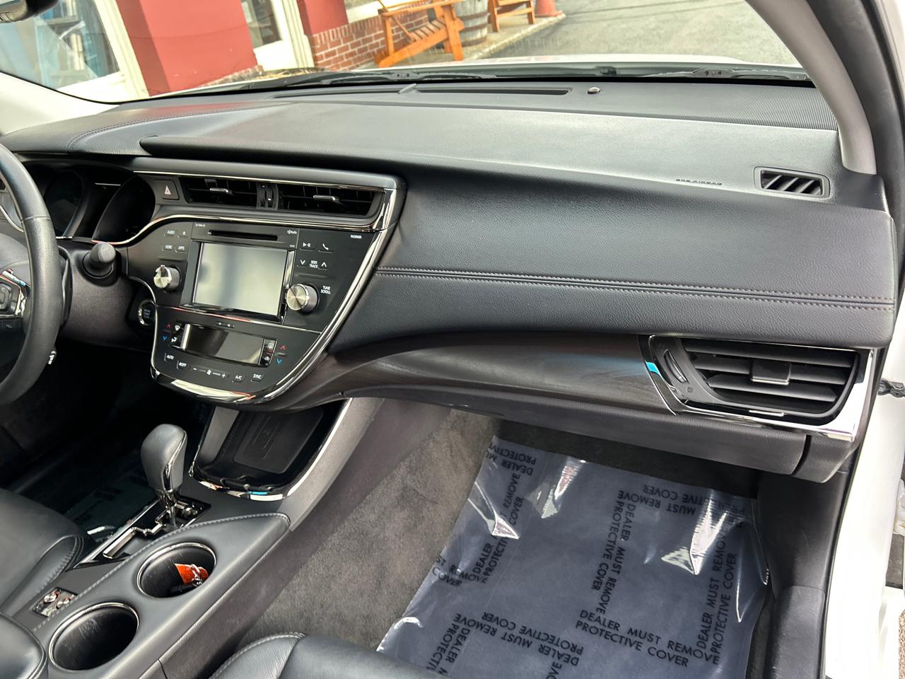 Toyota Avalon XLE Premium (Natl) 2017
