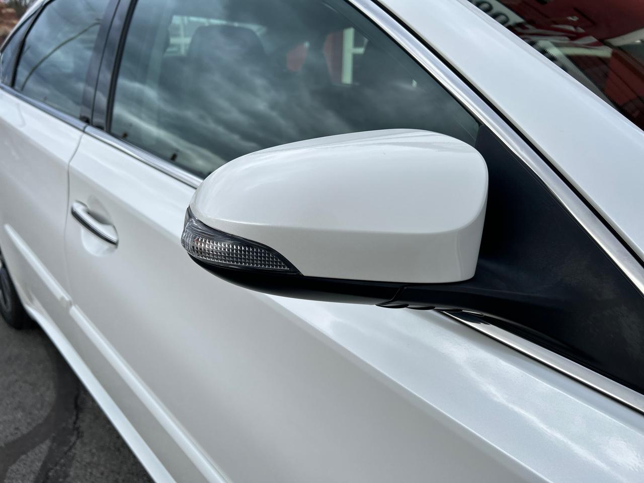 Toyota Avalon XLE Premium (Natl) 2017