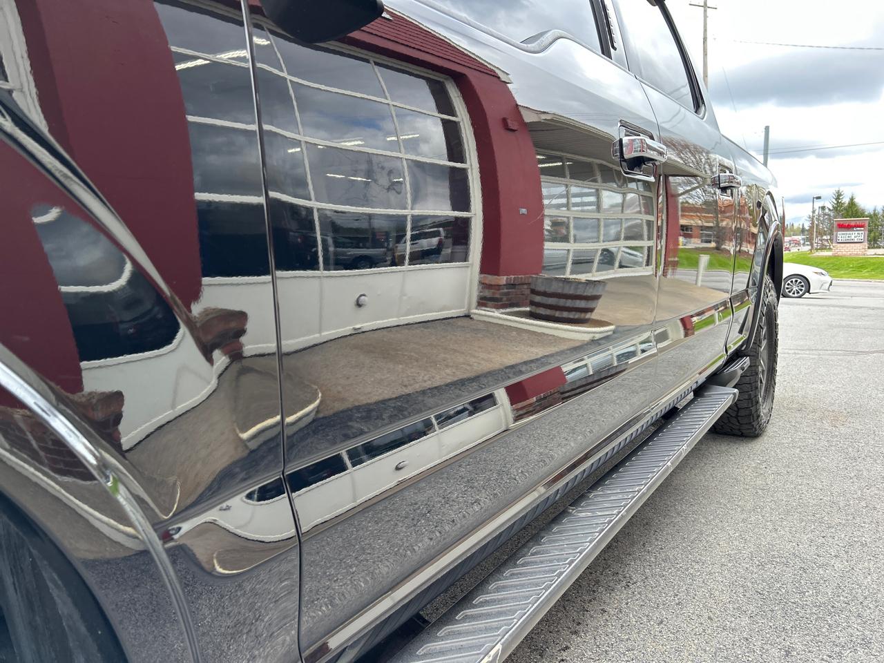 Ford F-150 4WD SuperCrew 150" XLT 2017