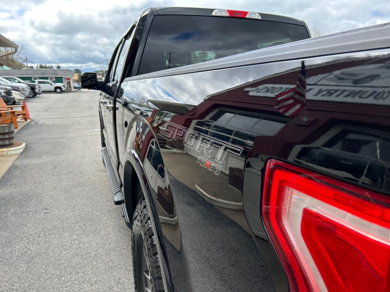Ford F-150 4WD SuperCrew 150" XLT 2017