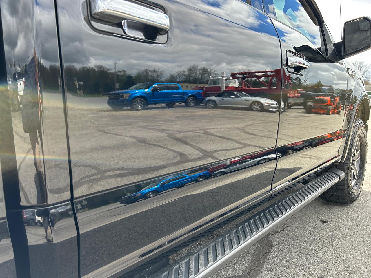 Ford F-150 4WD SuperCrew 150" XLT 2017