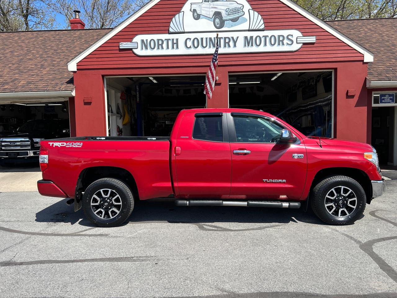 Toyota Tundra 4WD Truck Dbl 5.7L V8 6-Spd AT LTD (Natl) 2016