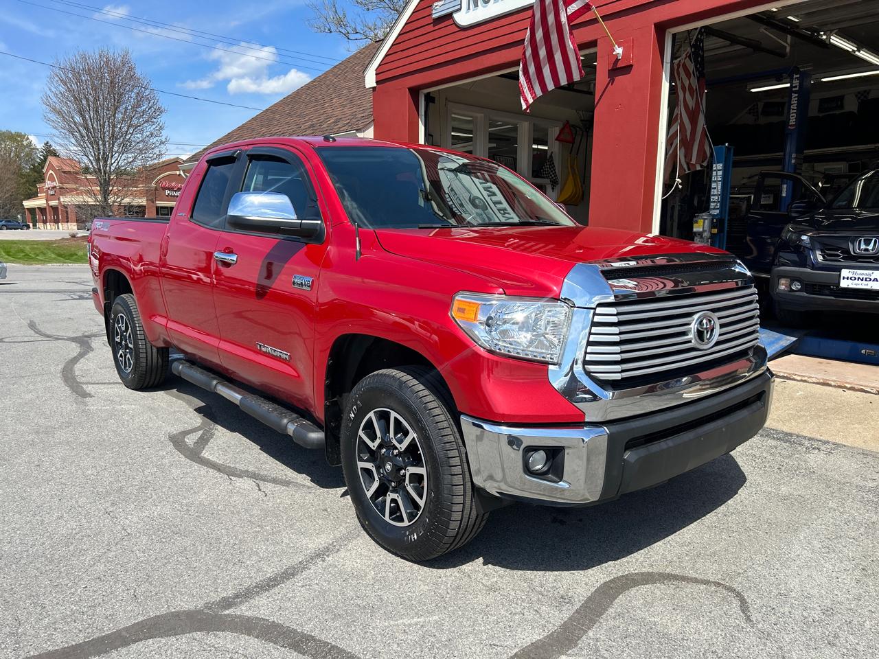 Toyota Tundra 4WD Truck Dbl 5.7L V8 6-Spd AT LTD (Natl) 2016