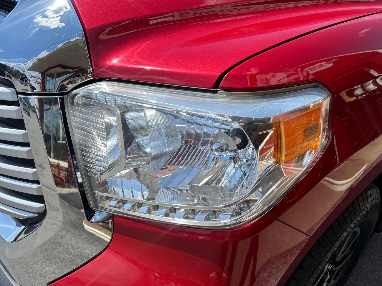 Toyota Tundra 4WD Truck Dbl 5.7L V8 6-Spd AT LTD (Natl) 2016