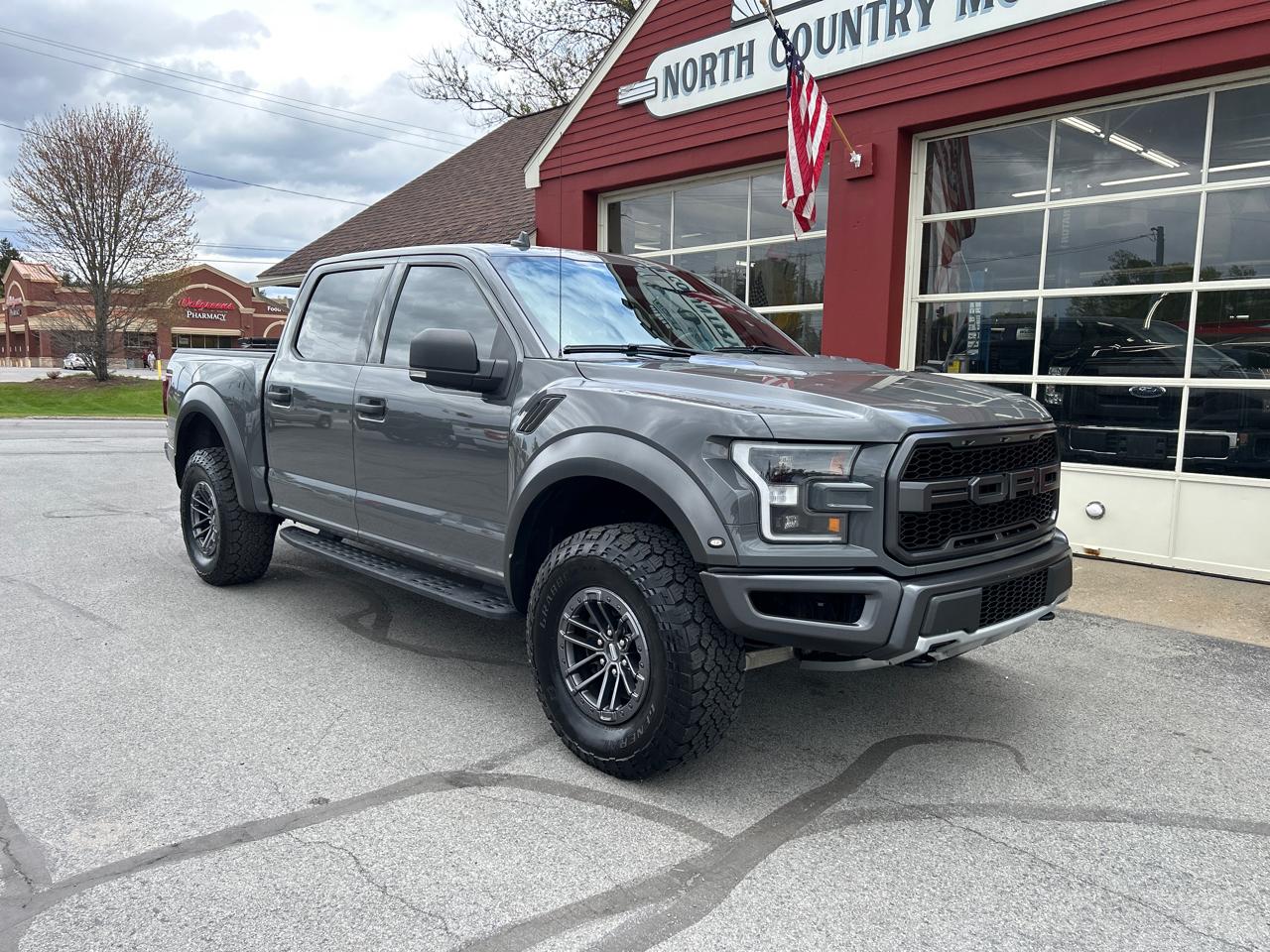Ford F-150 4WD SuperCrew 145" SVT Raptor 2020