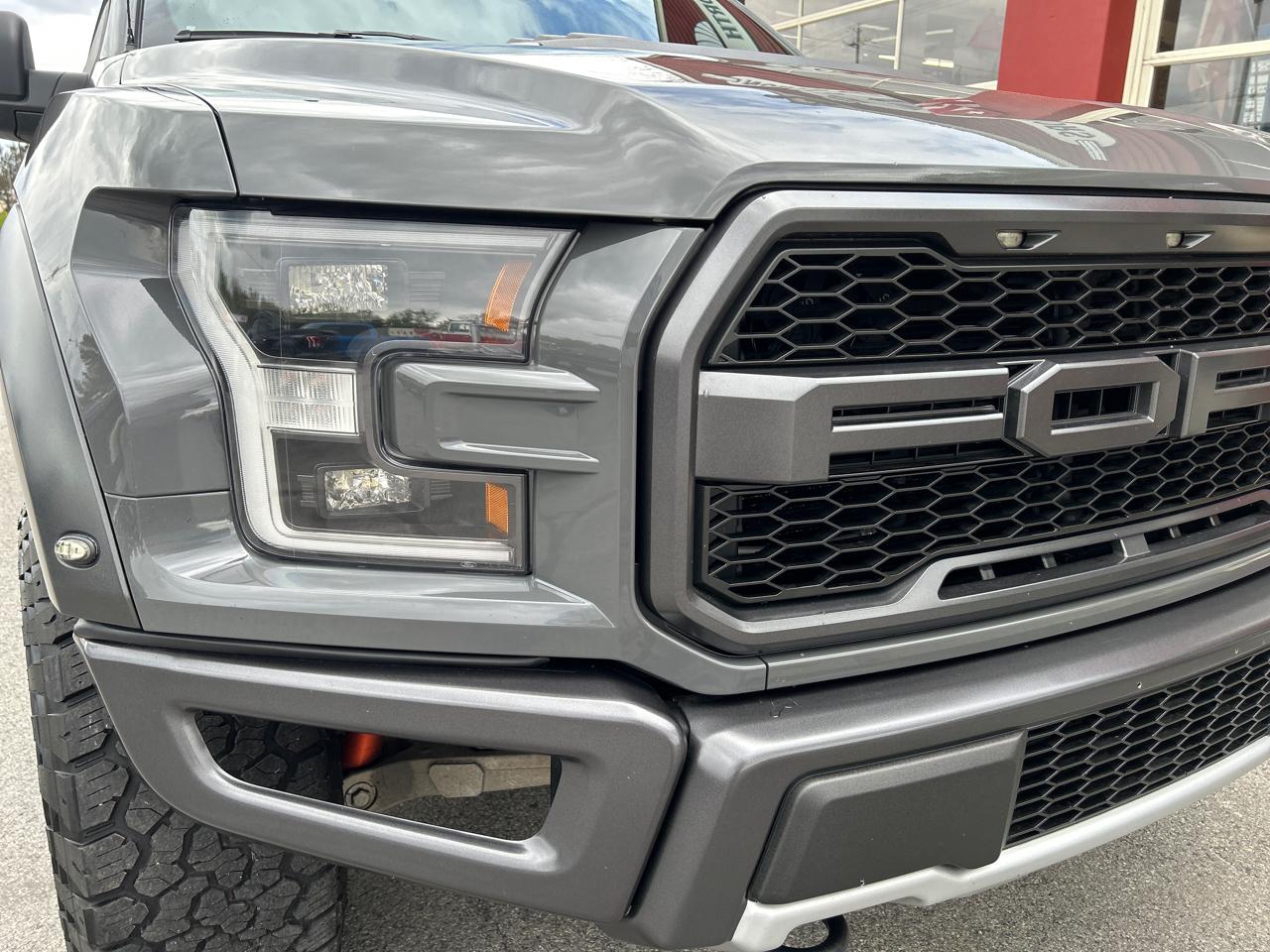 Ford F-150 4WD SuperCrew 145" SVT Raptor 2020
