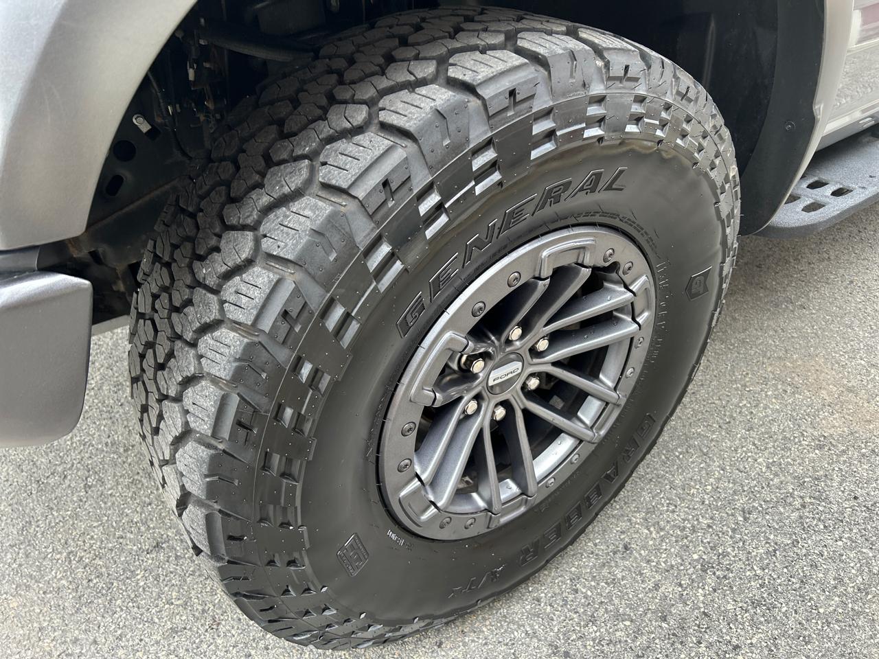 Ford F-150 4WD SuperCrew 145" SVT Raptor 2020