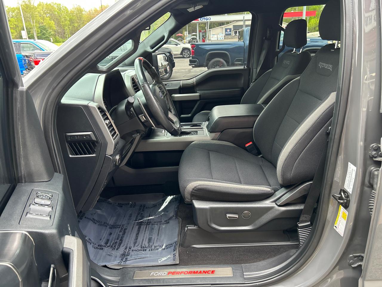 Ford F-150 4WD SuperCrew 145" SVT Raptor 2020