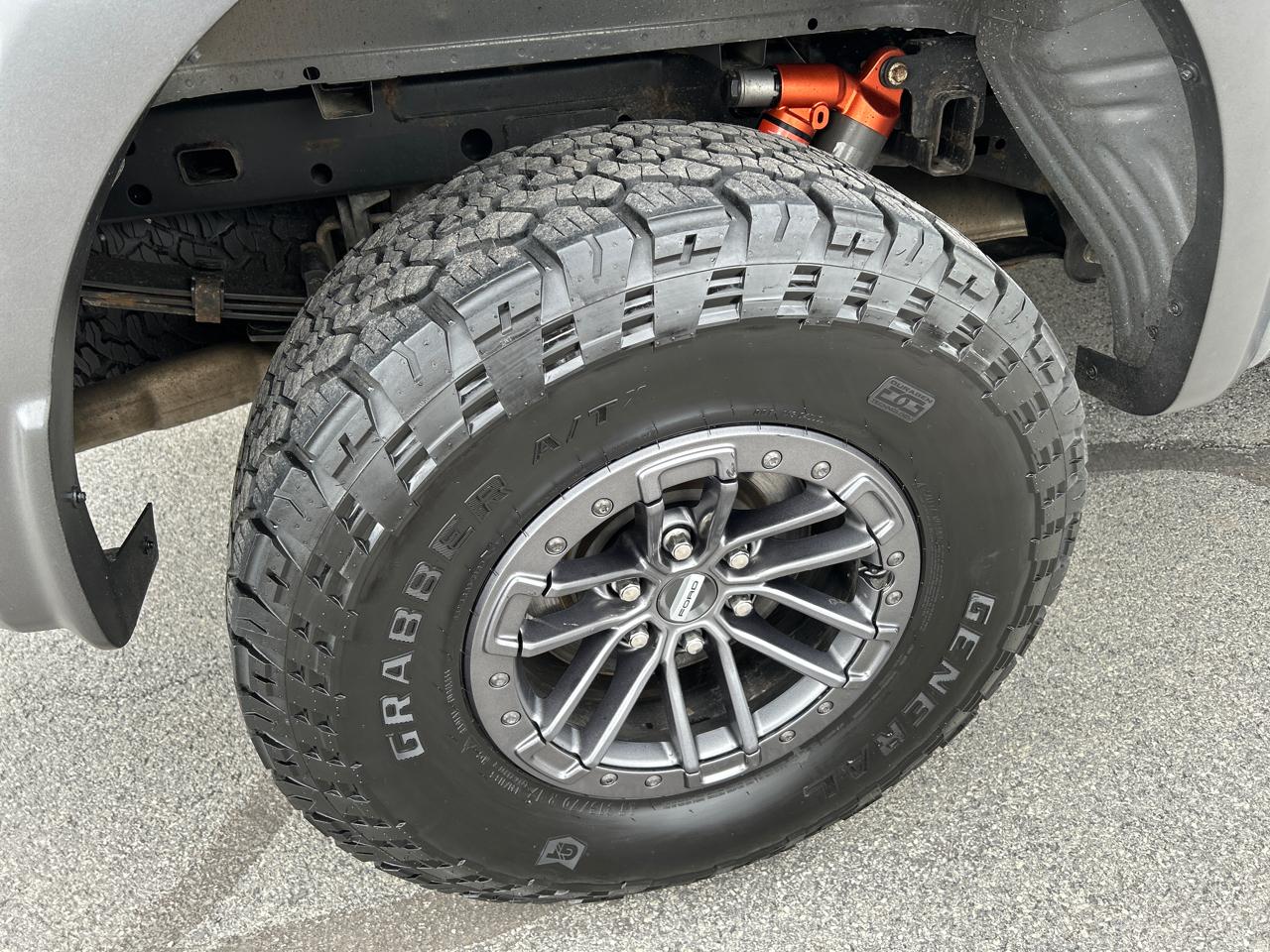 Ford F-150 4WD SuperCrew 145" SVT Raptor 2020
