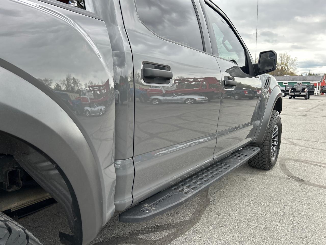 Ford F-150 4WD SuperCrew 145" SVT Raptor 2020