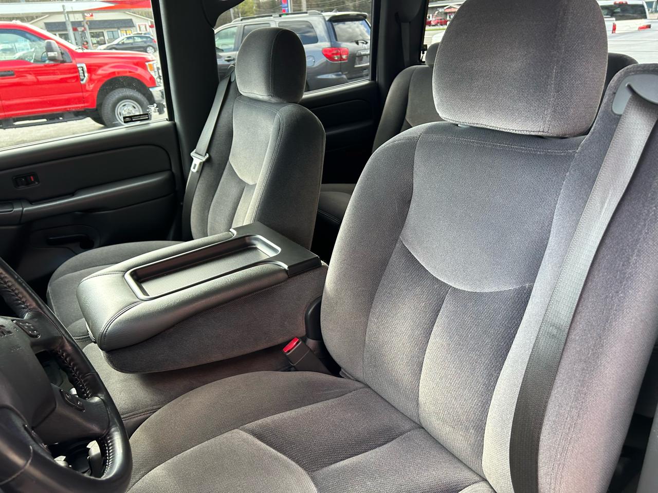 GMC Sierra 2500HD Classic 4WD Crew Cab 153" SLE1 2007