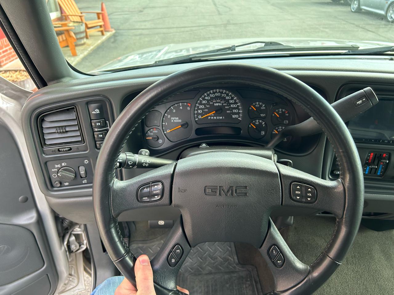GMC Sierra 2500HD Classic 4WD Crew Cab 153" SLE1 2007