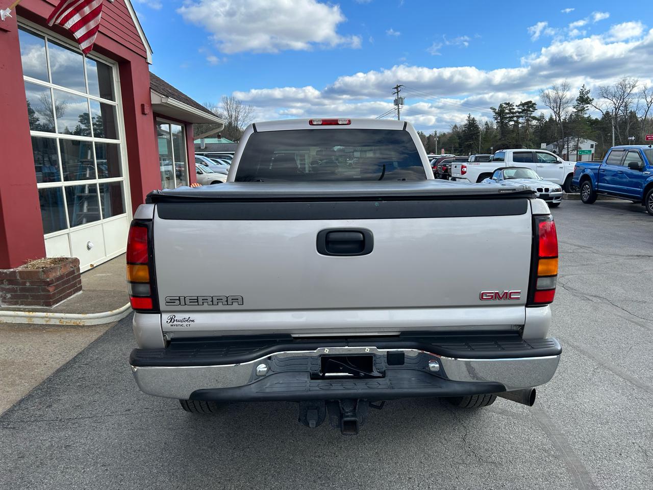 GMC Sierra 2500HD Classic 4WD Crew Cab 153" SLE1 2007