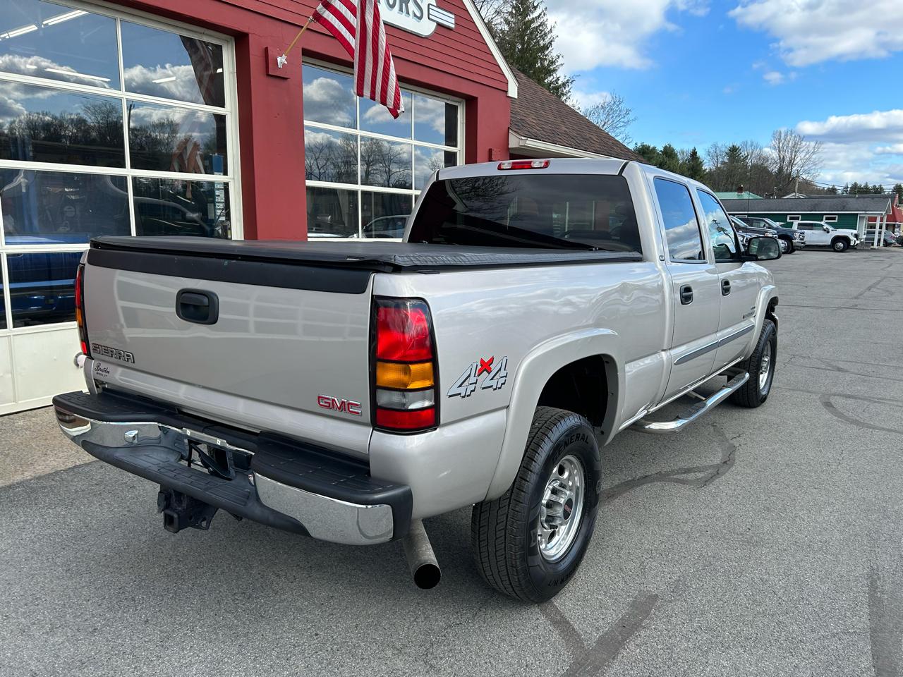 GMC Sierra 2500HD Classic 4WD Crew Cab 153" SLE1 2007
