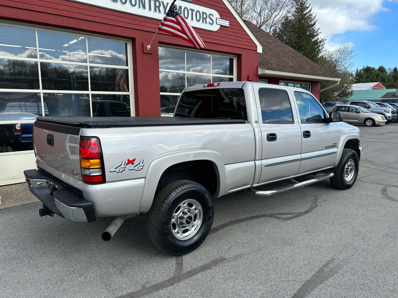 GMC Sierra 2500HD Classic 4WD Crew Cab 153" SLE1 2007