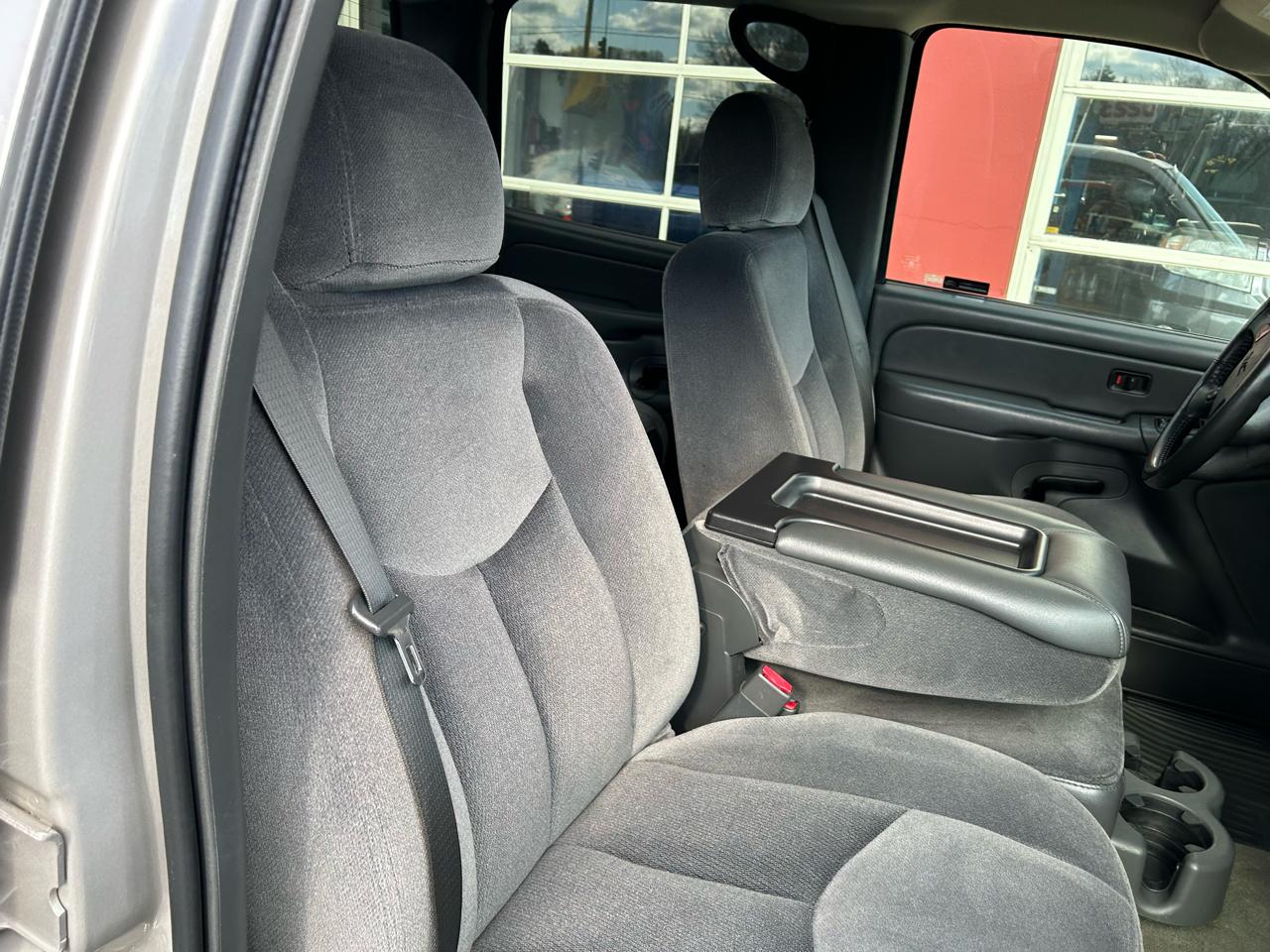 GMC Sierra 2500HD Classic 4WD Crew Cab 153" SLE1 2007