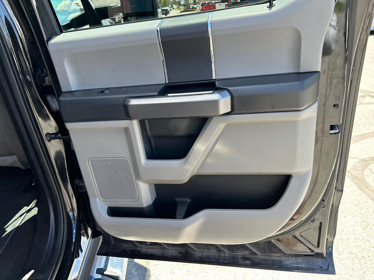 Ford Super Duty F-250 SRW XLT 4WD Crew Cab 6.75' Box 2020
