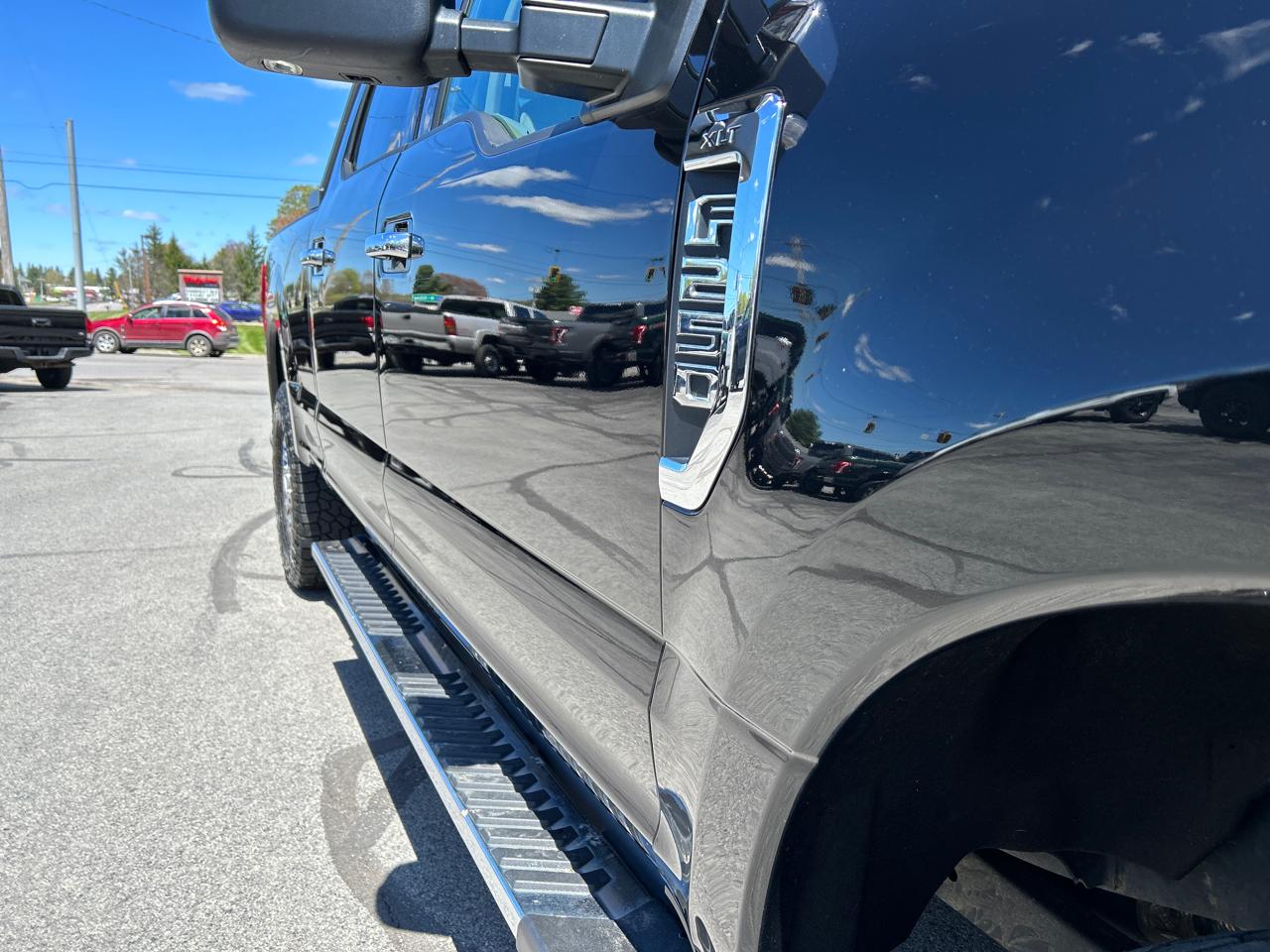 Ford Super Duty F-250 SRW XLT 4WD Crew Cab 6.75' Box 2020