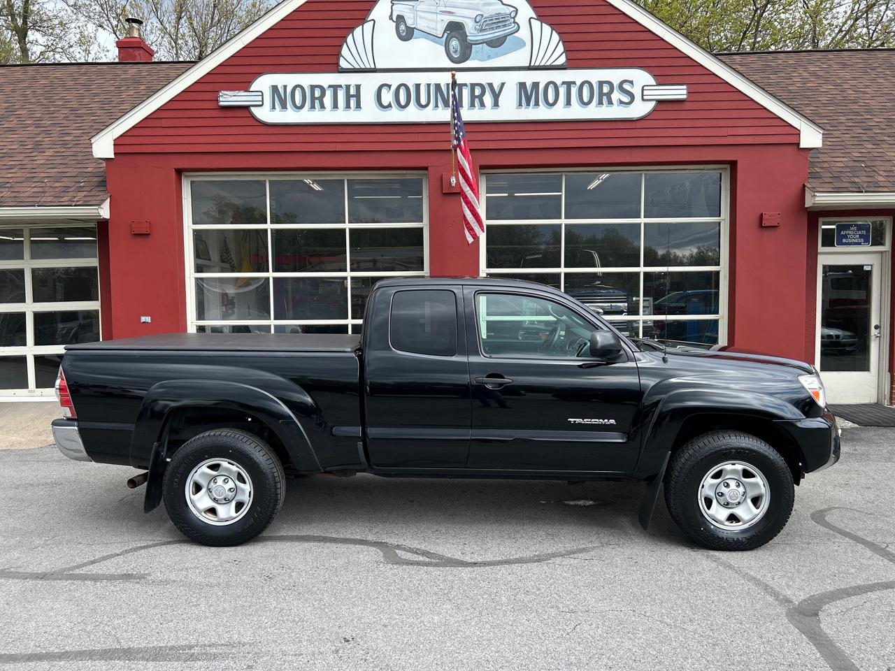 Toyota Tacoma 4WD Access Cab I4 MT (Natl) 2012