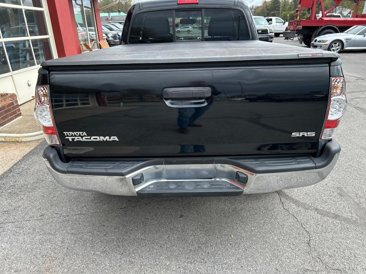 Toyota Tacoma 4WD Access Cab I4 MT (Natl) 2012
