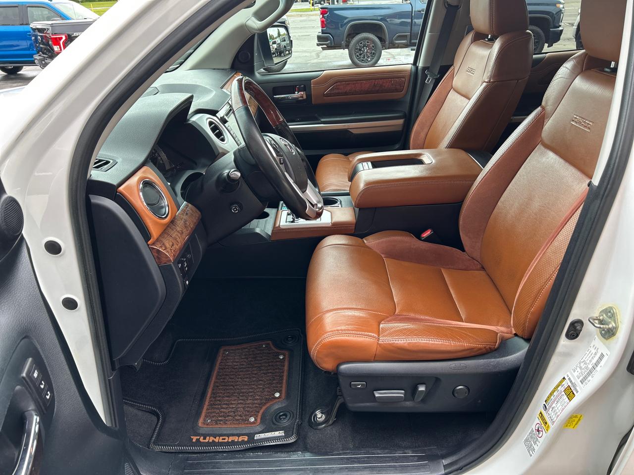 Toyota Tundra 4WD 1794 Edition CrewMax 5.5' Bed 5.7L (Natl) 2017