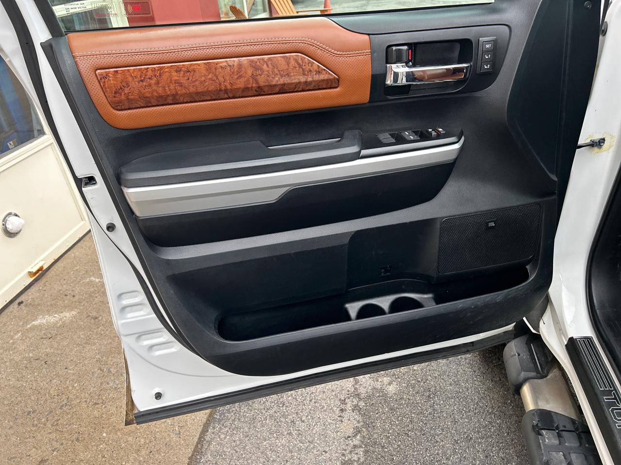 Toyota Tundra 4WD 1794 Edition CrewMax 5.5' Bed 5.7L (Natl) 2017