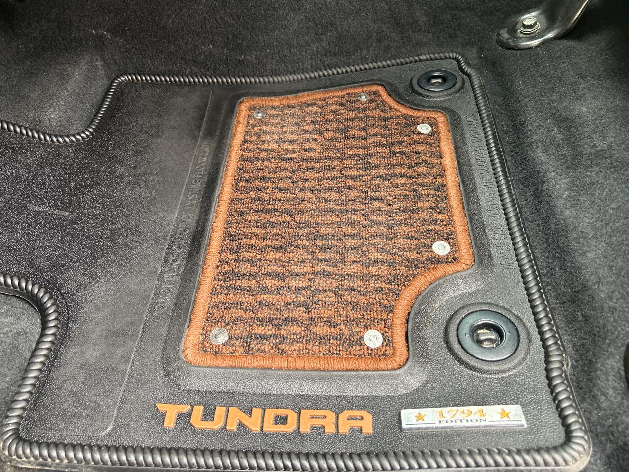 Toyota Tundra 4WD 1794 Edition CrewMax 5.5' Bed 5.7L (Natl) 2017