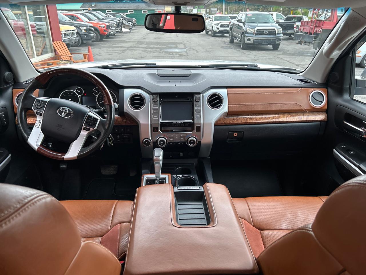 Toyota Tundra 4WD 1794 Edition CrewMax 5.5' Bed 5.7L (Natl) 2017