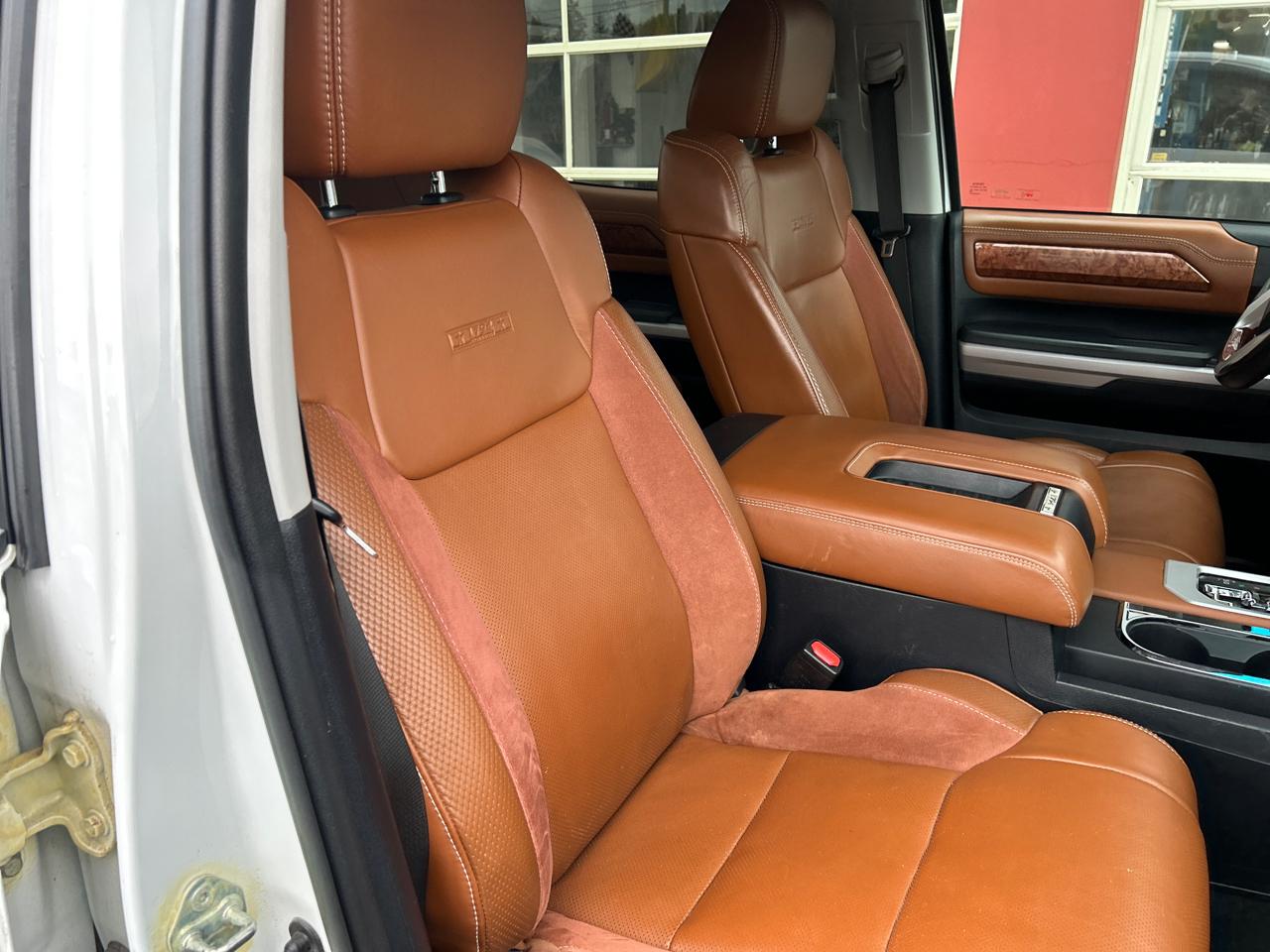 Toyota Tundra 4WD 1794 Edition CrewMax 5.5' Bed 5.7L (Natl) 2017