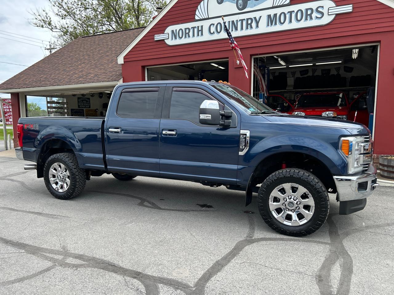 Ford Super Duty F-250 SRW Lariat 4WD Crew Cab 6.75' Box 2017