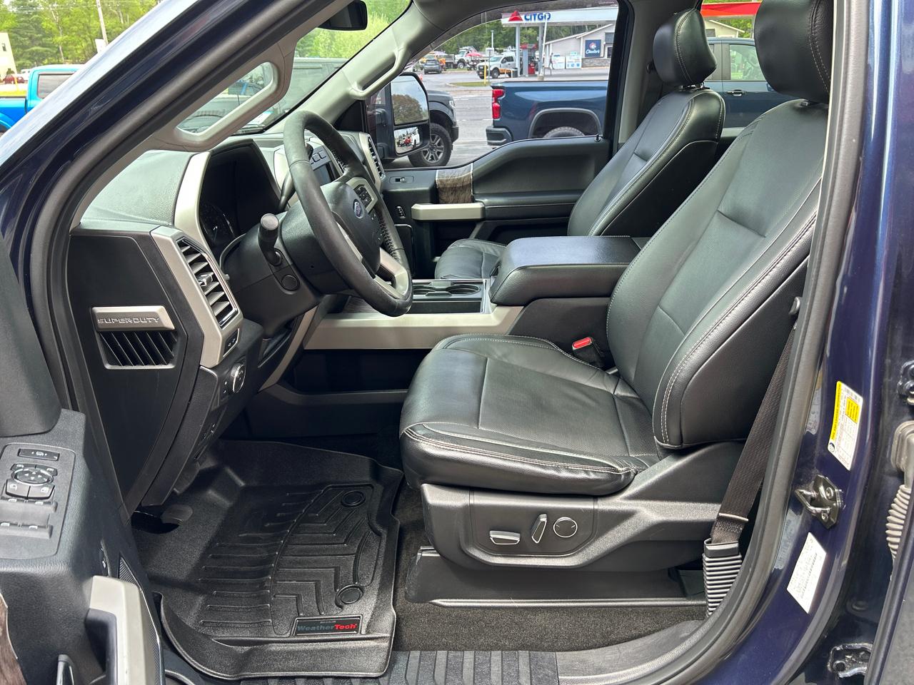 Ford Super Duty F-250 SRW Lariat 4WD Crew Cab 6.75' Box 2017