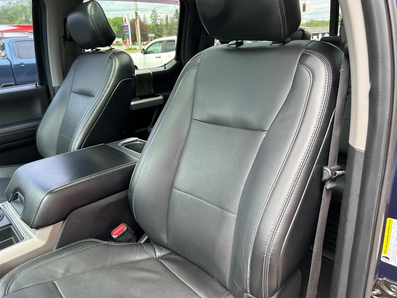 Ford Super Duty F-250 SRW Lariat 4WD Crew Cab 6.75' Box 2017