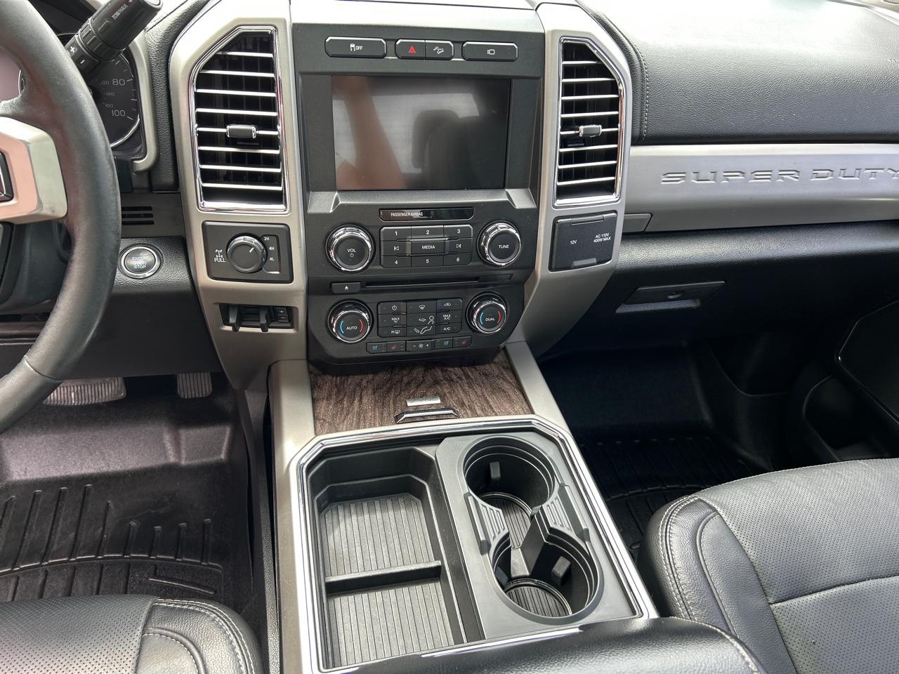 Ford Super Duty F-250 SRW Lariat 4WD Crew Cab 6.75' Box 2017